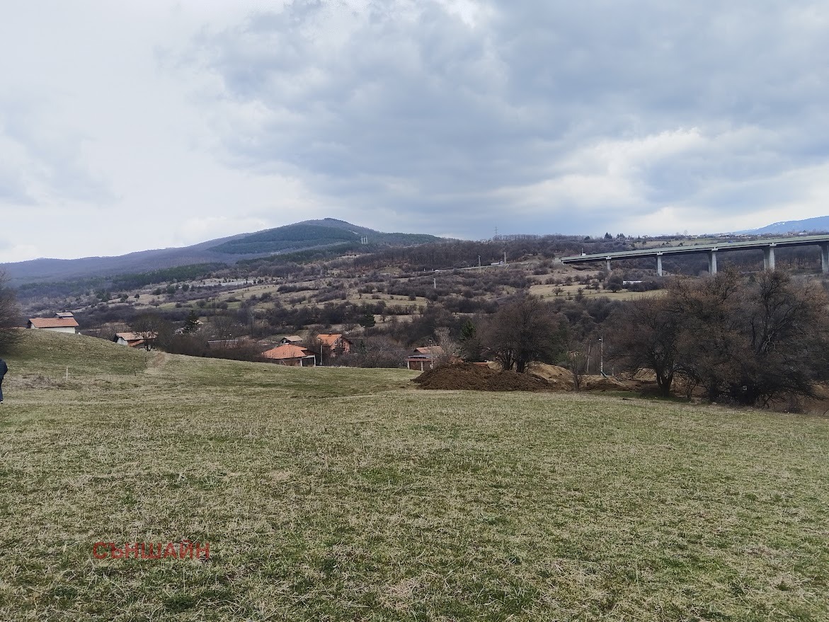 Продава ПАРЦЕЛ, с. Големо Бучино, област Перник, снимка 2 - Парцели - 54329464