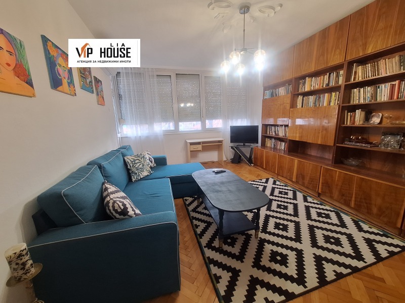 Продава 2-СТАЕН, гр. Пазарджик, Център, снимка 2 - Апартаменти - 53316096