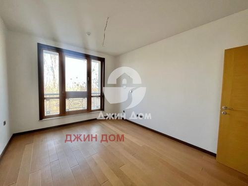 À venda  2 quartos região Burgas , k.k. Slantchev briag , 155 m² | 76566793 - imagem [5]