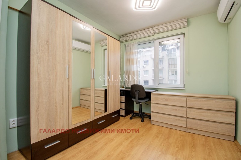Na prodej  2 ložnice Sofia , Lozenec , 158 m2 | 11378192 - obraz [14]