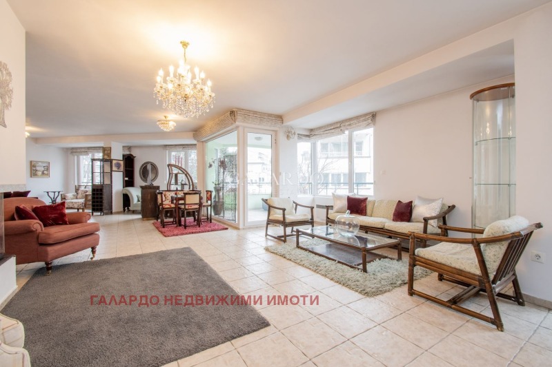 Na prodej  2 ložnice Sofia , Lozenec , 158 m2 | 11378192 - obraz [8]