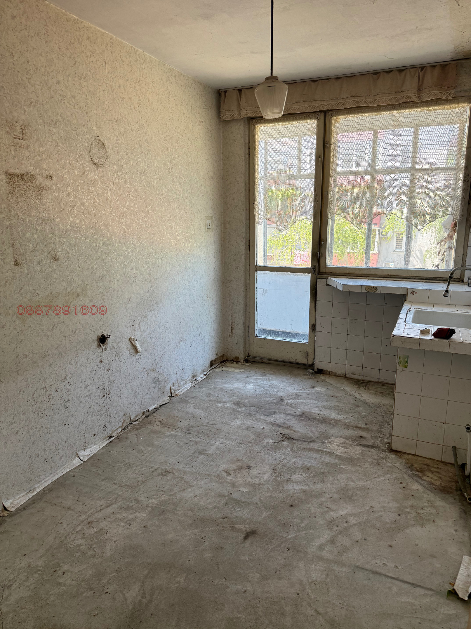 Продава 3-СТАЕН, гр. Велико Търново, Център, снимка 5 - Апартаменти - 54914579