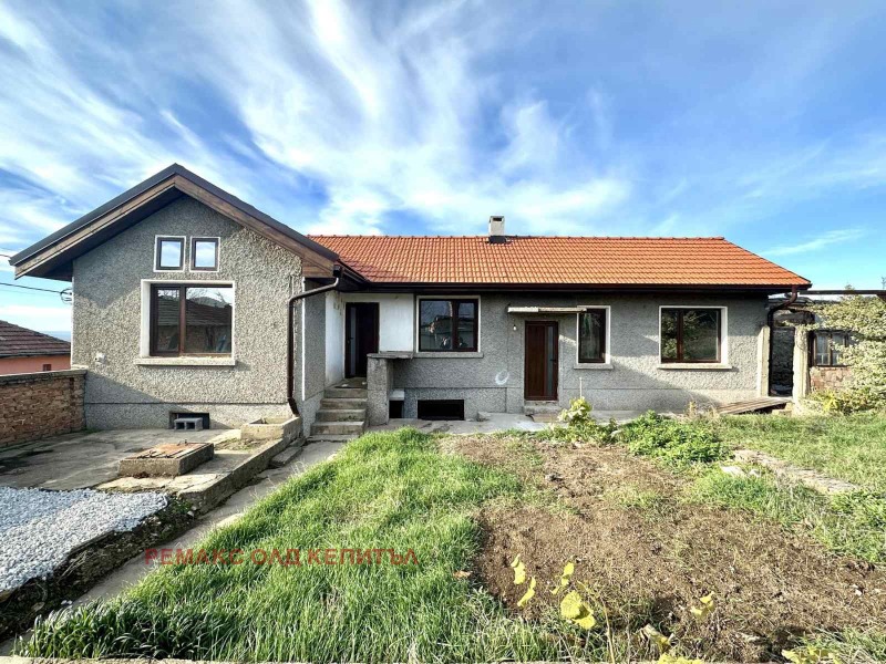 Продава КЪЩА в област Велико Търново, с. Беляковец - 100 кв.м / 187 000 € » 365 740.21 лв., РЕМАКС ОЛД КЕПИТЪЛ