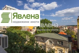 3+ Schlafzimmer Doktorski pametnik, Sofia