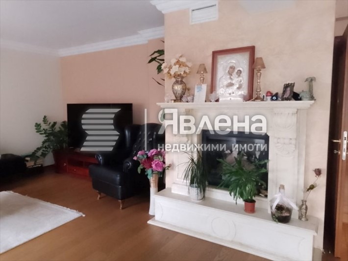 Продава 3-СТАЕН, гр. Благоевград, Широк център, снимка 1 - Aпартаменти - 47947455