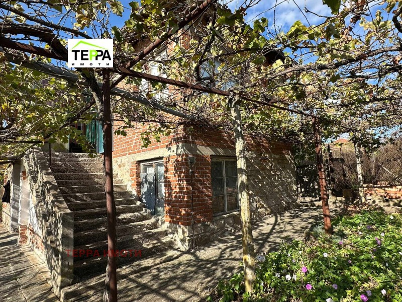 Te koop  Huis regio Stara Zagora , Opan , 110 m² | 47248145