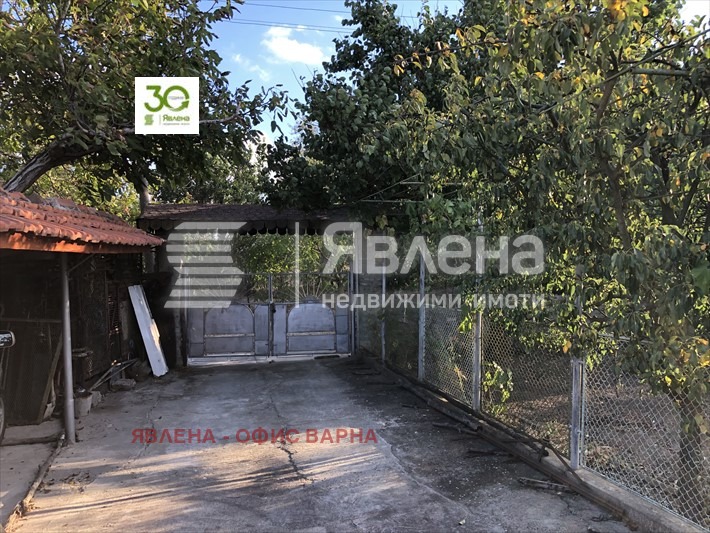 Продава КЪЩА, с. Видно, област Добрич, снимка 11 - Къщи - 49351377