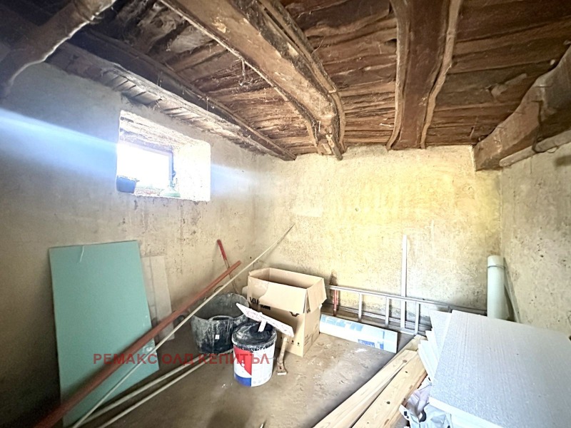 Продава КЪЩА, с. Беляковец, област Велико Търново, снимка 11 - Къщи - 52443090