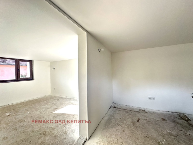 Продава КЪЩА, с. Беляковец, област Велико Търново, снимка 8 - Къщи - 52443090