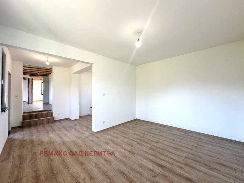 Продава КЪЩА, с. Беляковец, област Велико Търново, снимка 4 - Къщи - 52443090