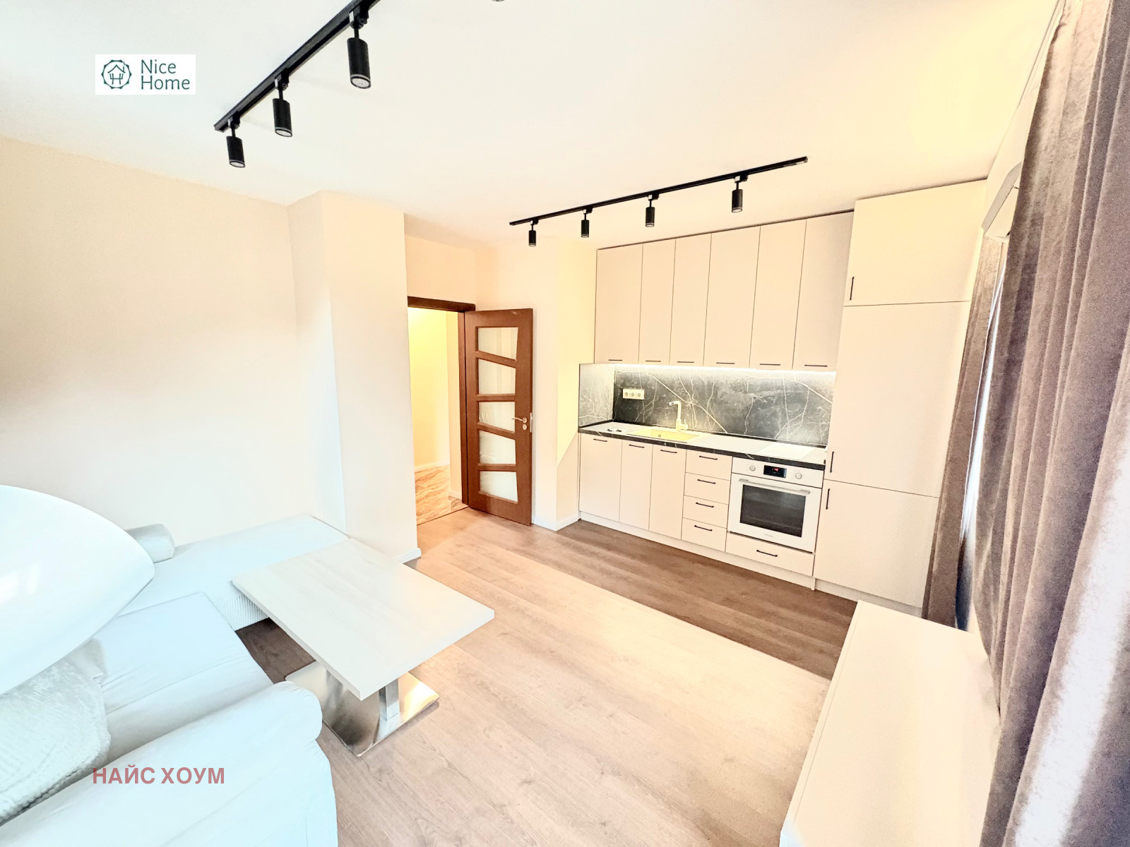 Продава 3-СТАЕН, гр. София, Редута, снимка 2 - Апартаменти - 53605486