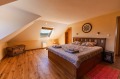 Продава КЪЩА, област София, с. Широки дол • 550000 € / 1075706.50 лв. • 16806786 15