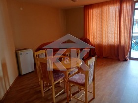 1 bedroom k.k. Zlatni pyasatsi, Varna 2