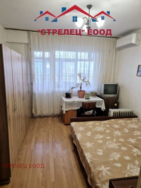 Продава 2-стаен град Добрич ЖП Гара - [1] 
