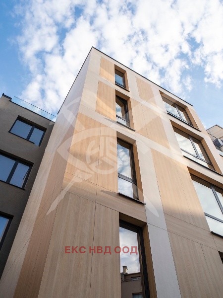 À venda  2 quartos Plovdiv , Karchiiaka , 190 m² | 73411649