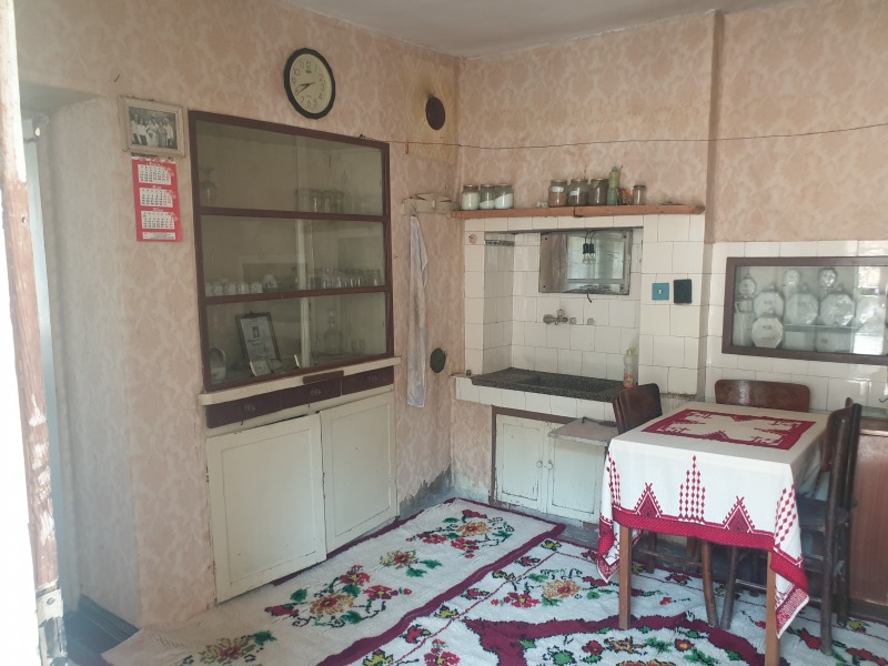 Продава  Къща област Велико Търново , с. Вишовград , 100 кв.м | 74259532 - изображение [8]