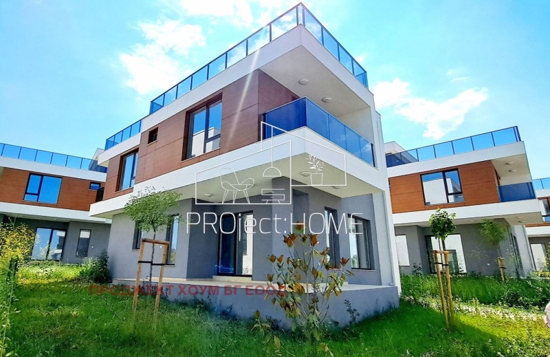 Eladó  Ház Burgas , Krajmorie , 250 négyzetméter | 45993323