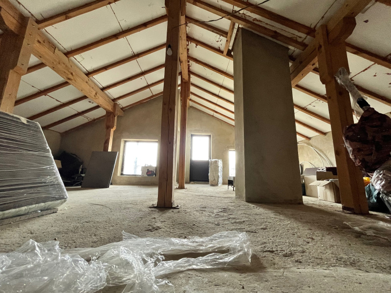 Продава КЪЩА, гр. Варна, м-т Манастирски рид, снимка 15 - Къщи - 52681953