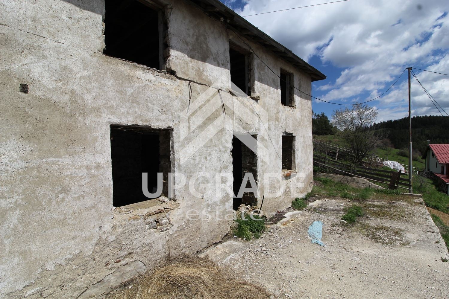 Продава КЪЩА, с. Зорница, област Смолян