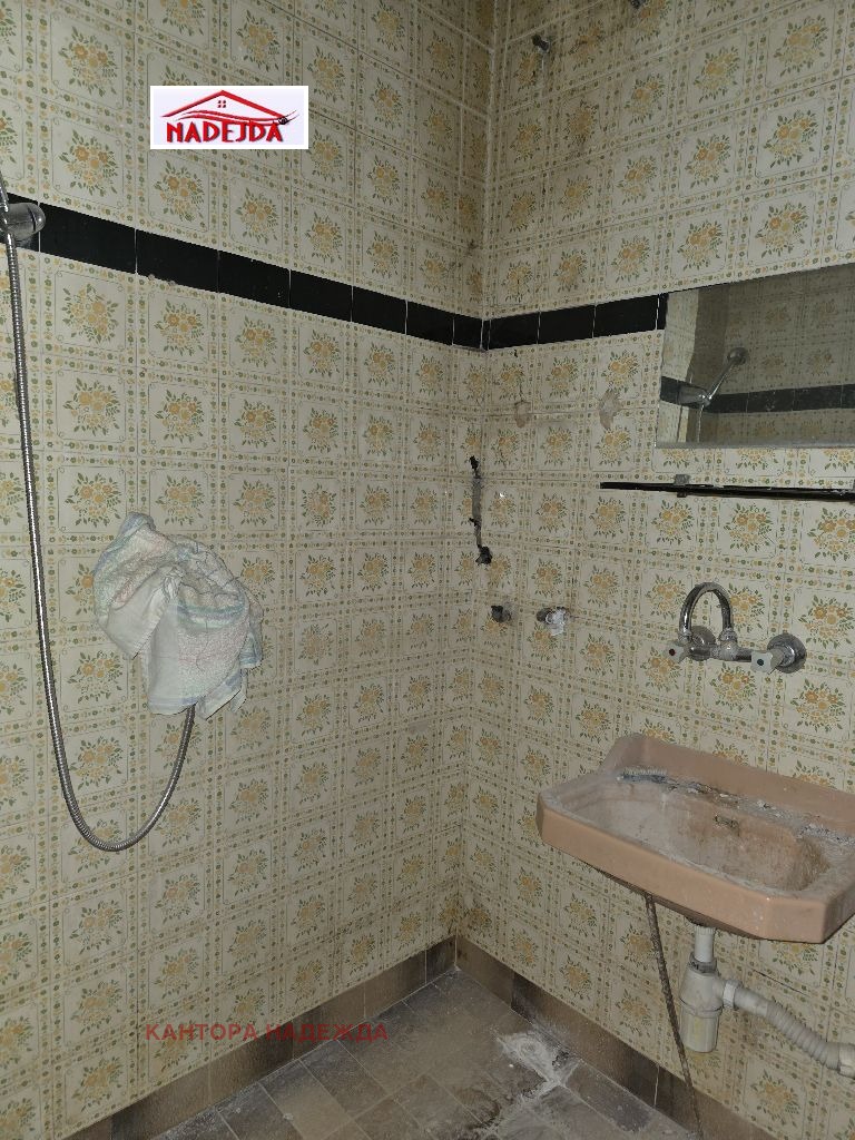 Продава 3-СТАЕН, гр. Варна, Базар Левски, снимка 11 - Апартаменти - 55387743