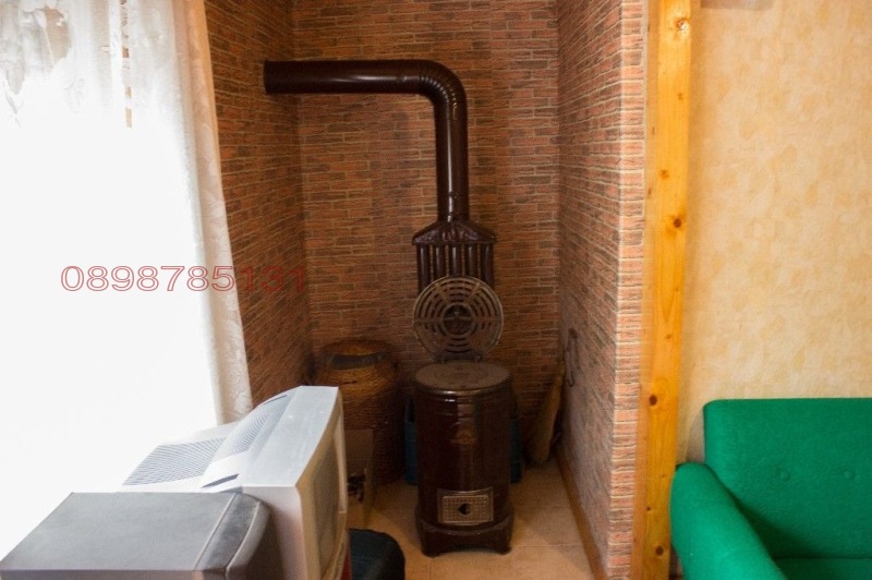 Продава ВИЛА, с. Левочево, област Смолян, снимка 10 - Вили - 52786420