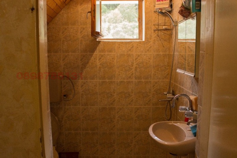 Продава ВИЛА, с. Левочево, област Смолян, снимка 11 - Вили - 52786420