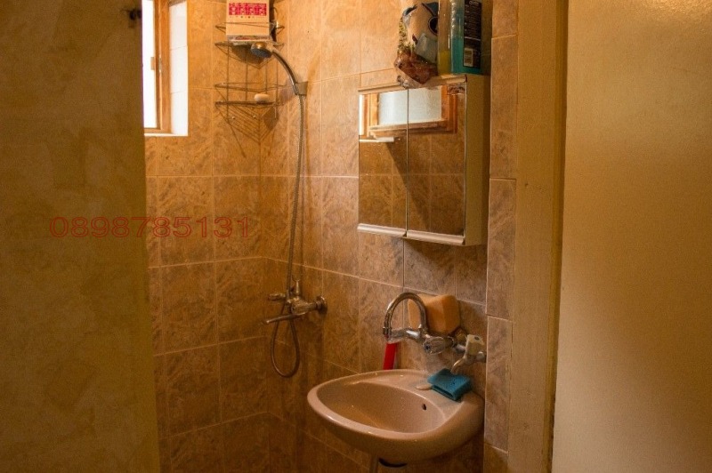 Продава ВИЛА, с. Левочево, област Смолян, снимка 13 - Вили - 52786420