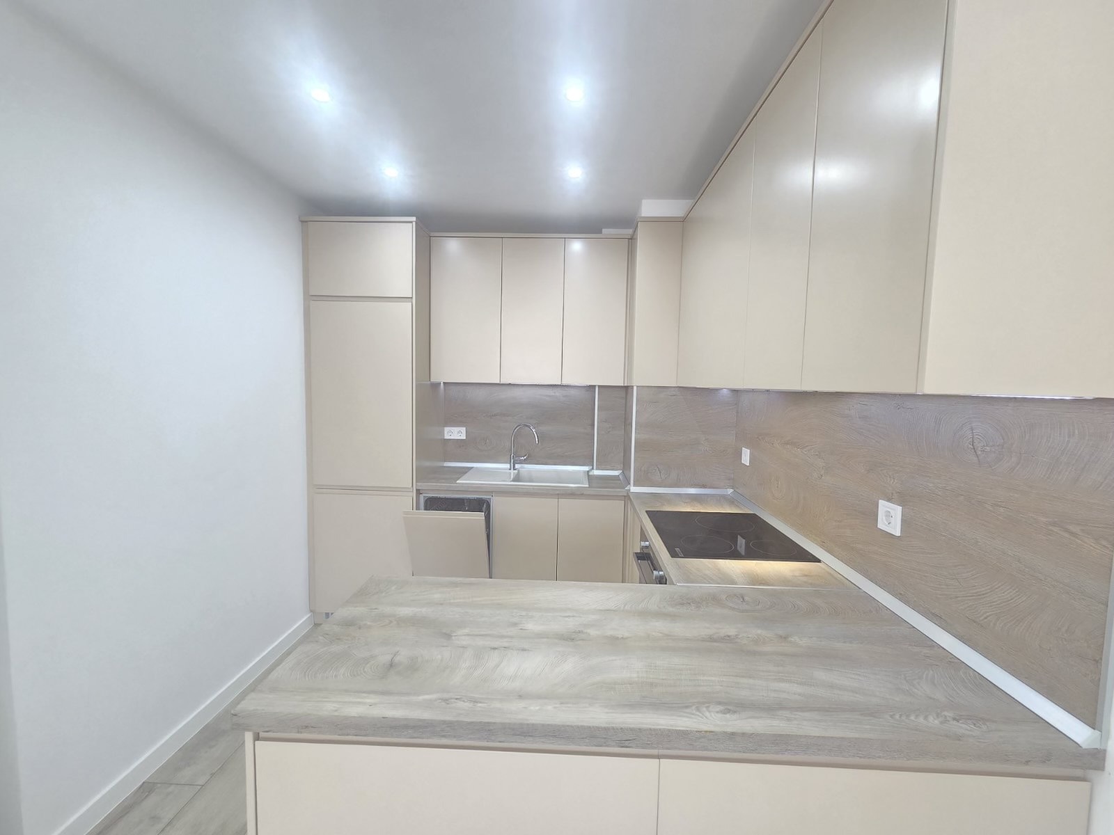 Продава 2-СТАЕН, гр. София, Манастирски ливади, снимка 4 - Апартаменти - 56168527