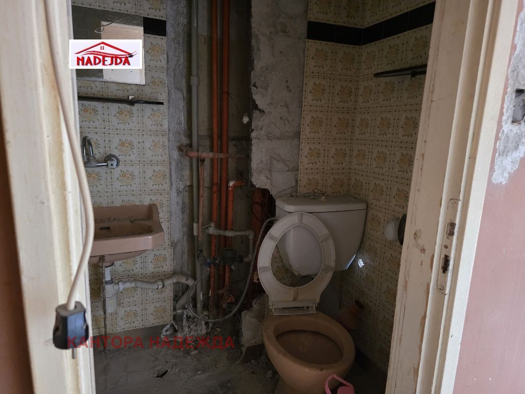Продава 3-СТАЕН, гр. Варна, Базар Левски, снимка 12 - Апартаменти - 55387743