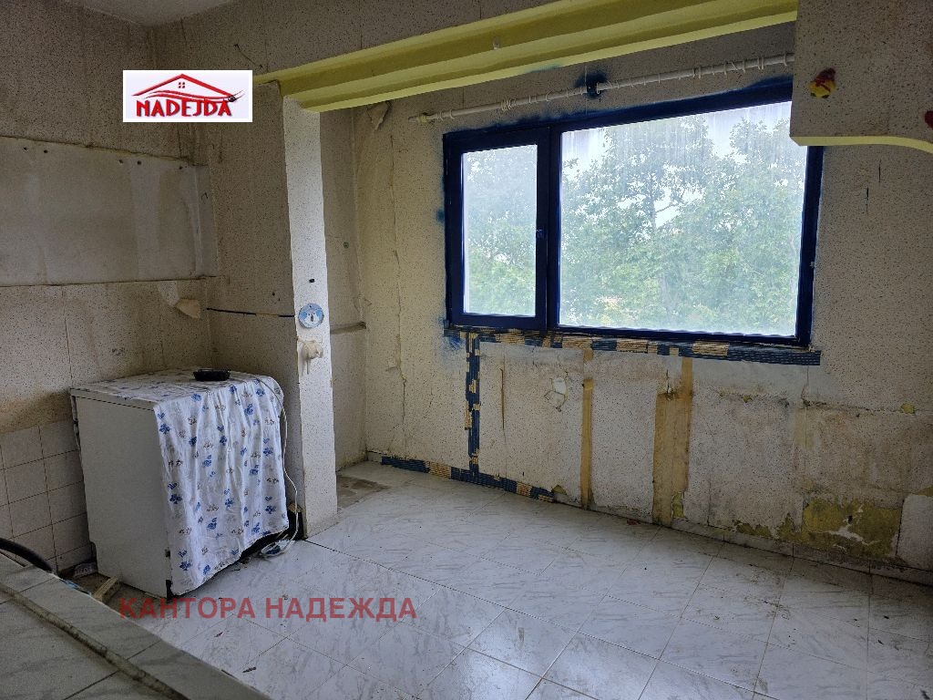 Продава 3-СТАЕН, гр. Варна, Базар Левски, снимка 5 - Апартаменти - 55387743