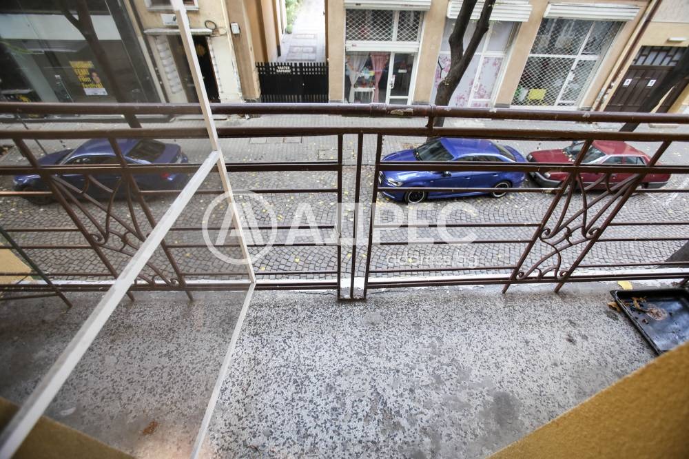 Продава МНОГОСТАЕН, гр. София, Център, снимка 9 - Апартаменти - 53780883