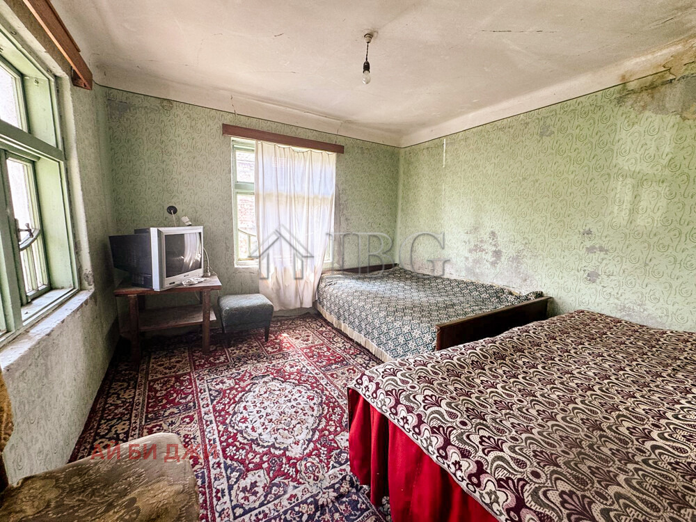 Продава КЪЩА, с. Божичен, област Русе, снимка 4 - Къщи - 56377997