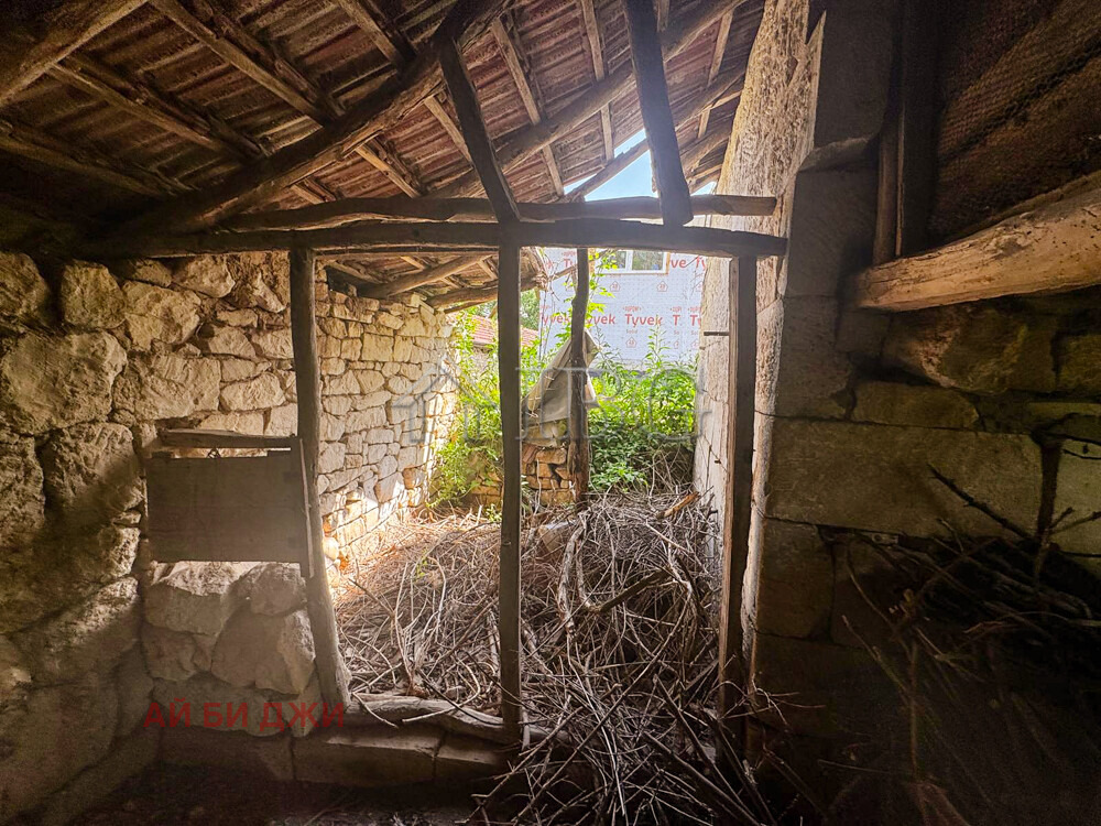 Продава КЪЩА, с. Божичен, област Русе, снимка 14 - Къщи - 56377997