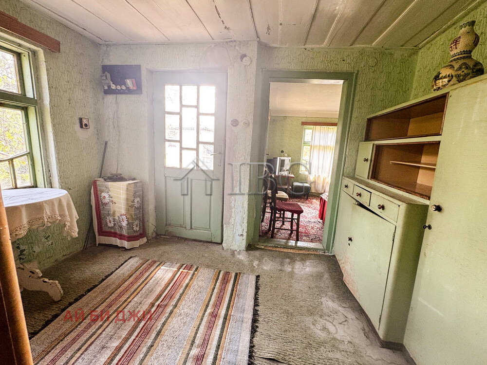 Продава КЪЩА, с. Божичен, област Русе, снимка 11 - Къщи - 56377997