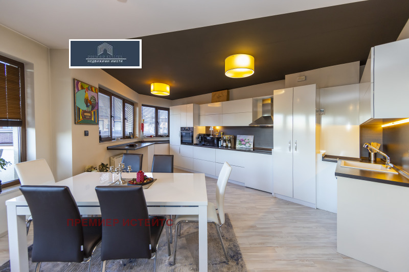 Продава МНОГОСТАЕН в град София, Витоша - 150 кв.м / 455 000 € » 889 902.65 лв., ПРЕМИЕР ИСТЕЙТС