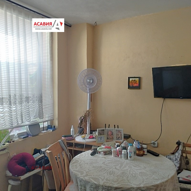Продава 2-СТАЕН, гр. Плевен, 9-ти квартал, снимка 2 - Апартаменти - 53618307