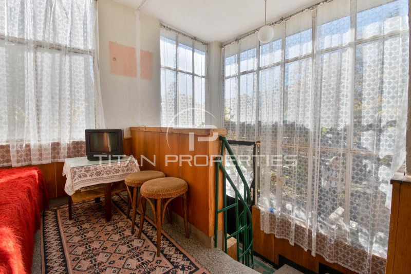 Продава ЕТАЖ ОТ КЪЩА, гр. Хисаря, област Пловдив, снимка 10 - Етаж от къща - 52272725