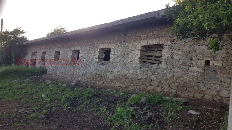 Продава ПРОМ. ПОМЕЩЕНИЕ, гр. Карлово, област Пловдив