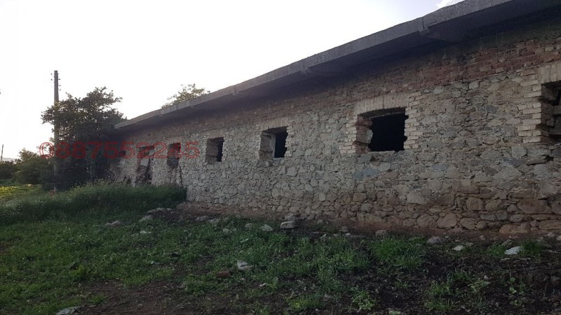 Продава ПРОМ. ПОМЕЩЕНИЕ, гр. Карлово, област Пловдив, снимка 4 - Производствени сгради - 53336558