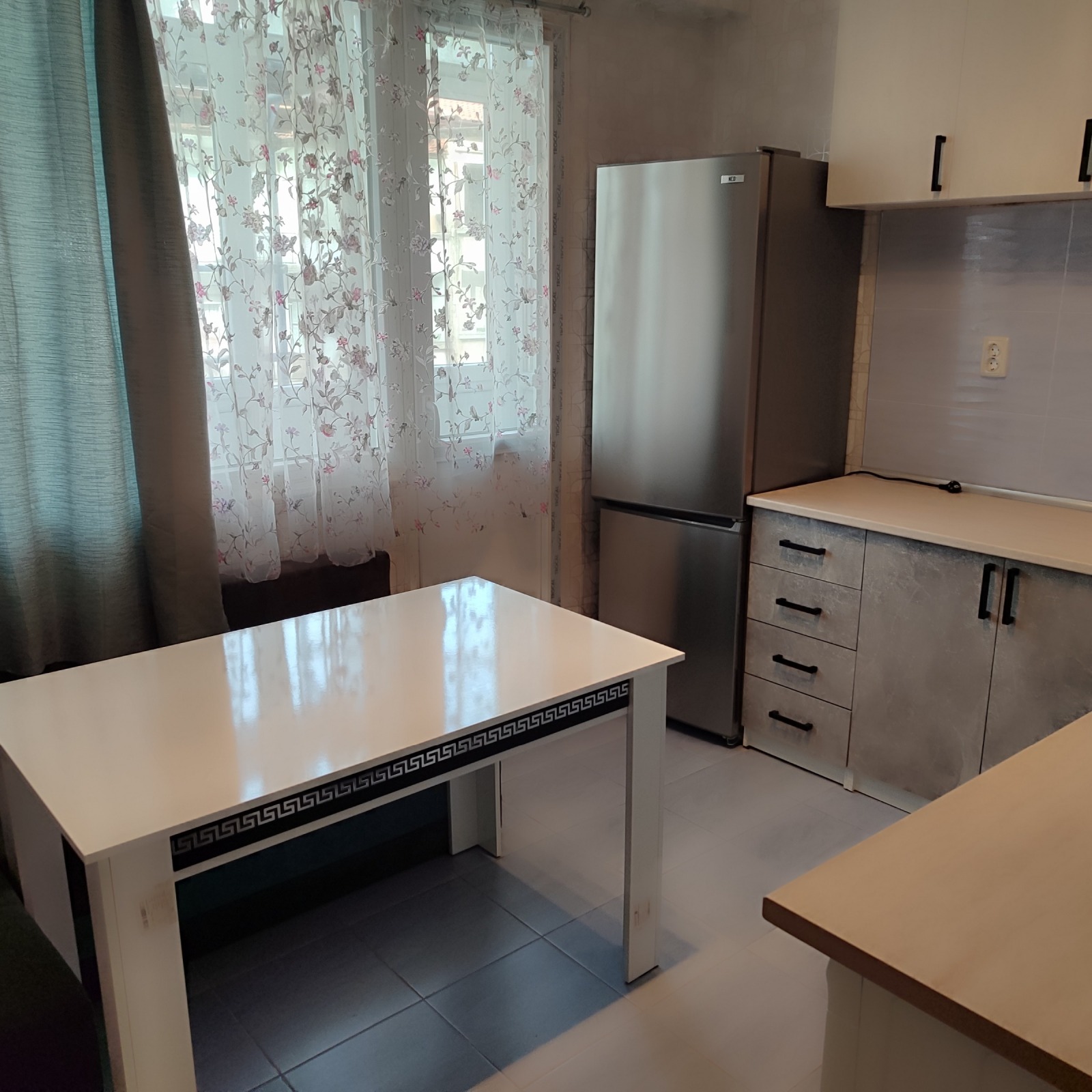 Продава 3-СТАЕН, гр. Благоевград, Широк център, снимка 6 - Апартаменти - 54222832