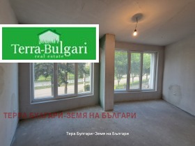 2 bedroom Iztok, Pernik 2