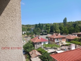 Продаја 3+ спаваћа соба