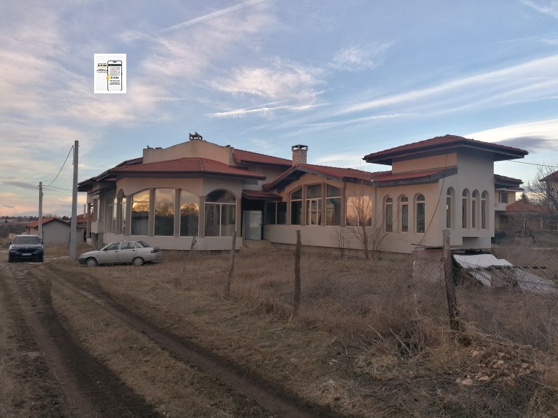 Продава КЪЩА, с. Бранище, област Добрич, снимка 15 - Къщи - 44150218