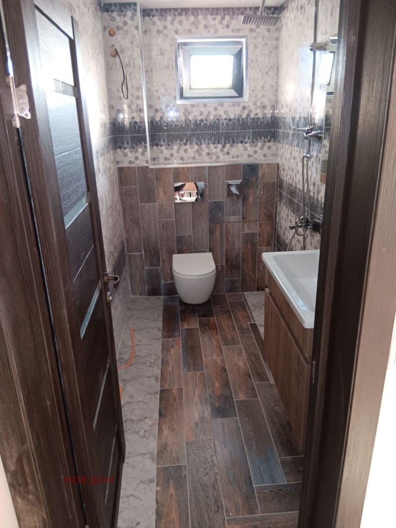 Te koop  Huis Vratsa , Tsentar , 200 m² | 52161210 - afbeelding [3]