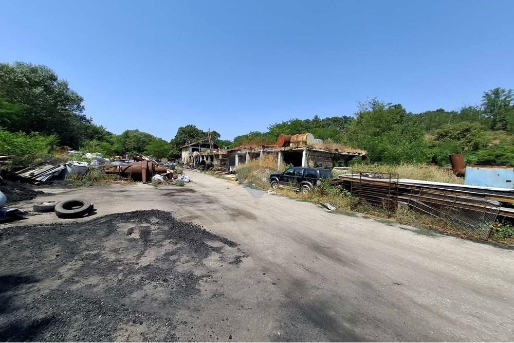 Продава ПРОМ. ПОМЕЩЕНИЕ, гр. Долни чифлик, област Варна, снимка 7 - Производствени сгради - 53956698