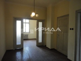 Продава  3-стаен, град София