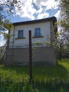 Продава Къща