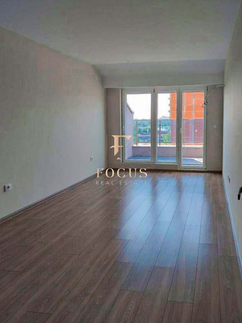 Продава  2-стаен, град Пловдив, Гагарин •  105 089 EUR • ID 63073018 — holmes.bg - [1] 