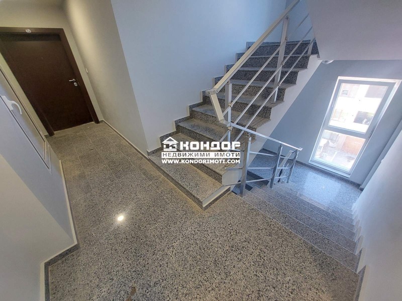 Eladó  2 hálószobás Plovdiv , Ostromila , 131 négyzetméter | 89383745 - kép [4]