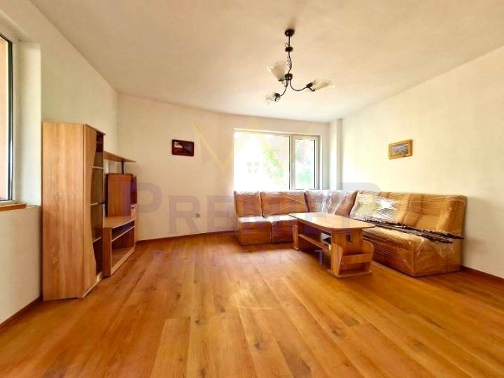 Te koop  2 slaapkamers Sofia , Mladost 4 , 132 m² | 92021082